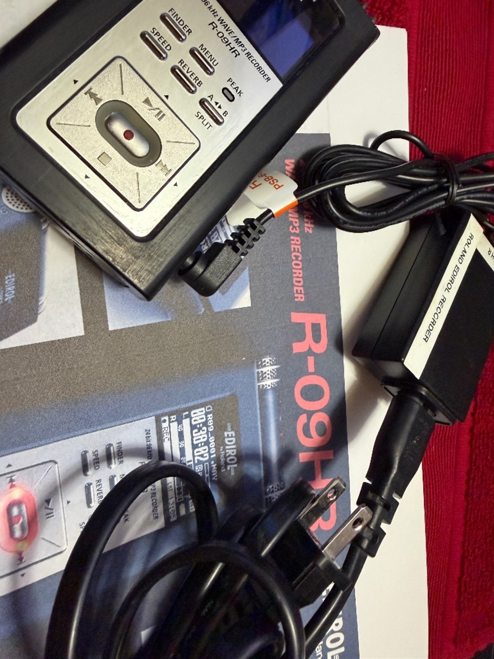 Edirol R-09HR 24 Bit Wave /MPS Recorder